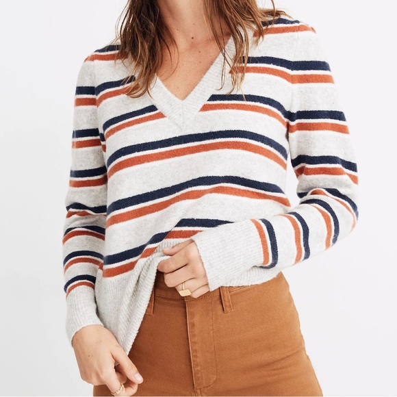 MADEWELL Striped Westgate V-Neck Sweater in Coziest Yarn, size Medium - Picture 1 of 16